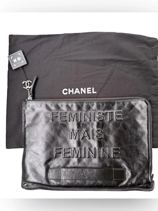 CLEAN. CHANEL Black Leather 'Feministe Mais Feminine' Zip Clutch & COA