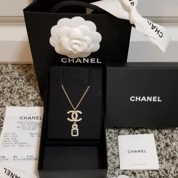HOSTPICK!!! Chanel logo Necklace