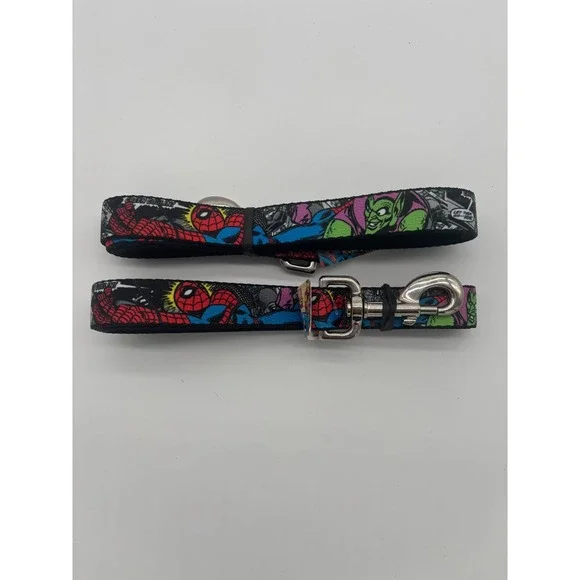 Buckle Down Marvel Spiderman and Green‎ Goblin Dog Leash