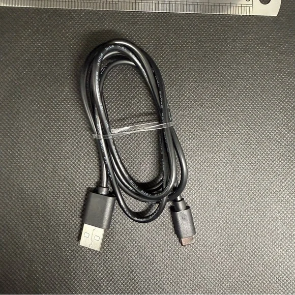 Black USB to USB C Cable