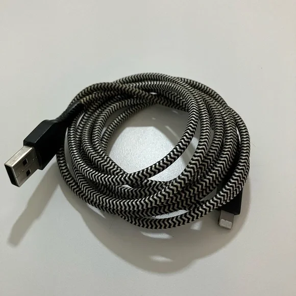 Braided USB Charging Cable - Black and White