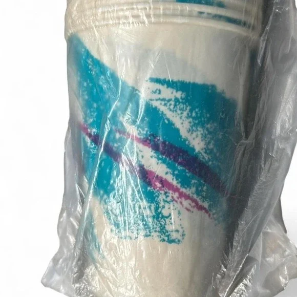 Deadstock retro solo cup unopened sleeve