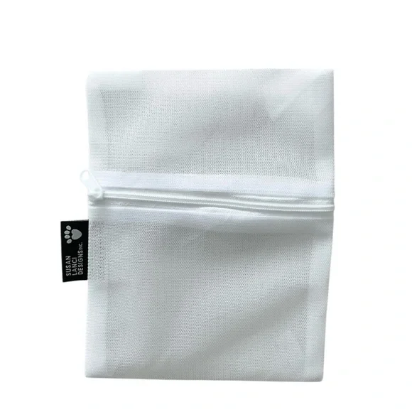 Susan Lanci White Mesh Dog Treat Pouch Small Zipper Bag 7x5.5
