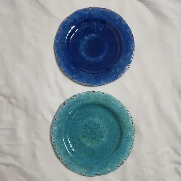 Pier 1 Carmelo Melamine Plates Set of 2 (Light Blue & Blue) Rustic Crackle 11