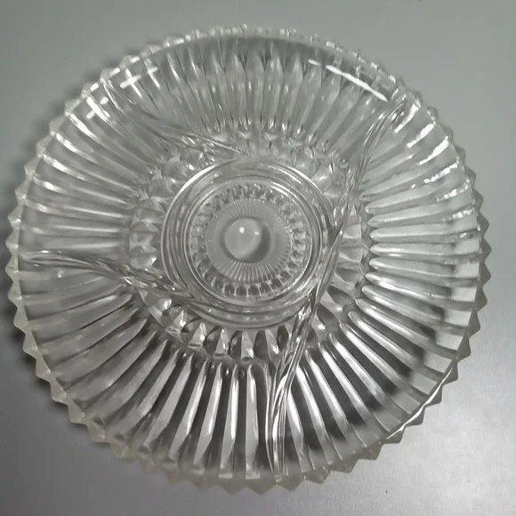 Vintage‎ Clear Pressed Glass Divided Relish Tray Sunburst Sawtooth Rim 11 Inch
