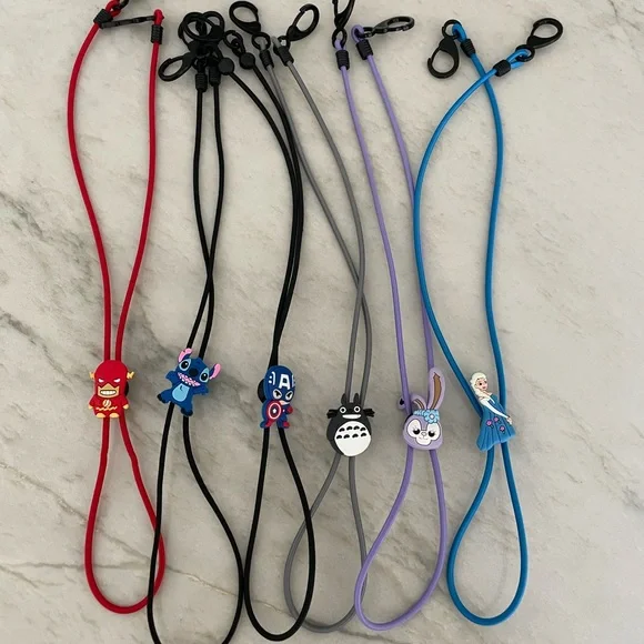 Mask holder with large clips, assorted character