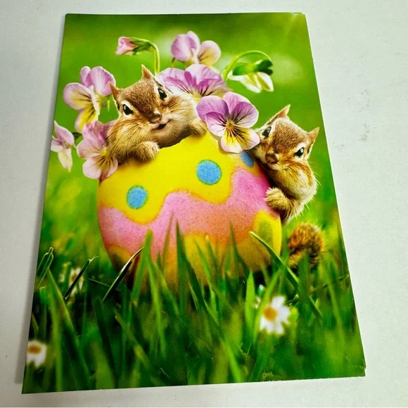4 Avanti Greeting cards - chipmunks in Easter egg Holiday: Easter