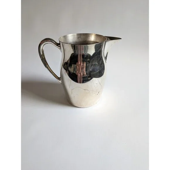 Vintage TOWLE SILVER PLATE WATER PITCHER 7.25