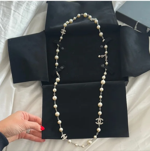 CHANEL Pearly White and Silver 5cc Charm Long Necklace