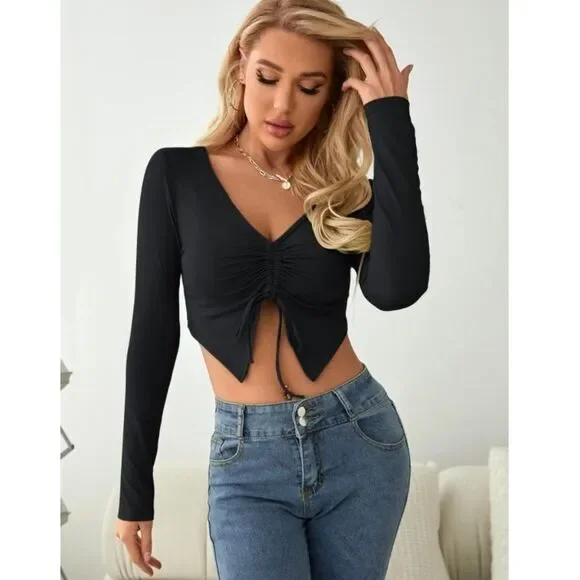 Women’s Sexy Black Ruched Long Sleeve Crop Top