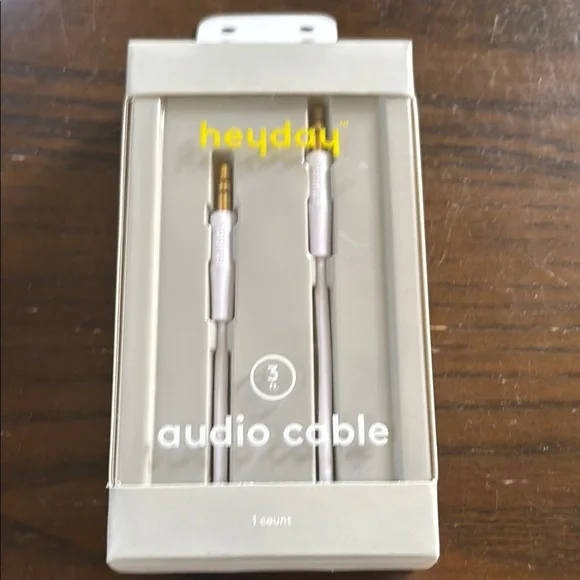 Heyday White Audio Cable