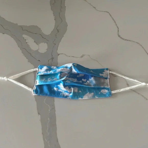 Handmade Cloud Pattern Facemask