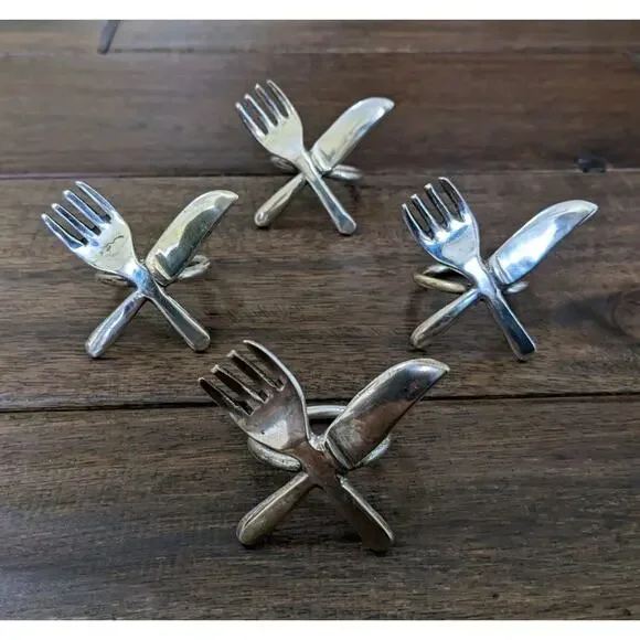 Pier 1 Imports Fork/knife Napkin Holders, Metal set of 4 Tarnish Need Polishing