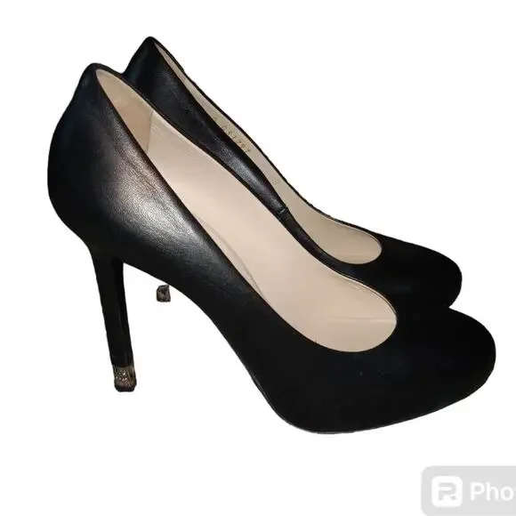 CHANEL Black Leather Rounded Toe Classics Pump Heelqs Size 38