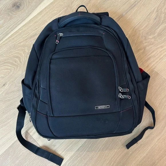 Samsonite Laptop Backpack Travel Work Office Black Pockets Zip TSA EUC