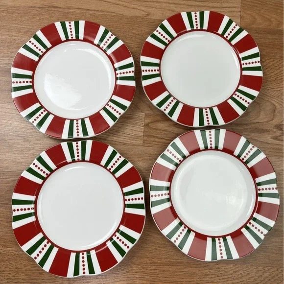 Pier 1 Christmas Stripes Scalloped Edge 9