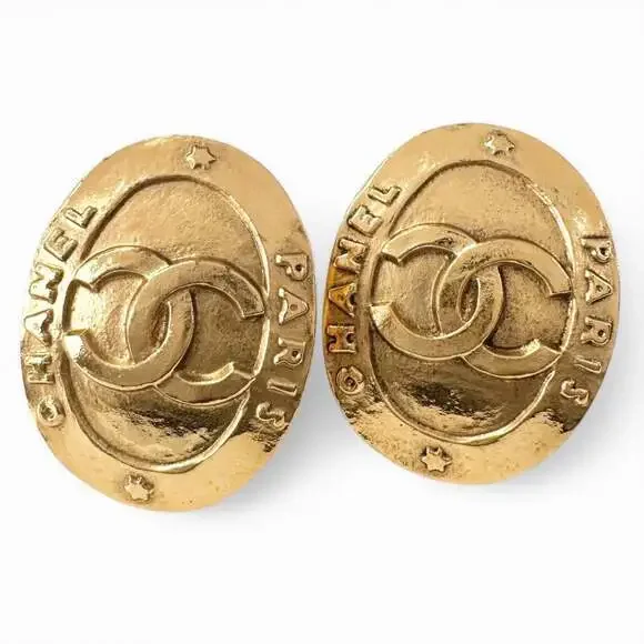Chanel Cc Logo Oval Clip-On Earrings #266496C95B