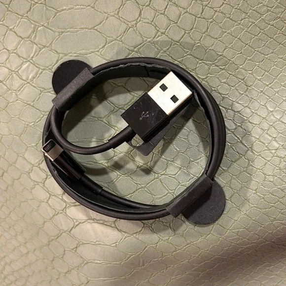 USB - Lightening Cable