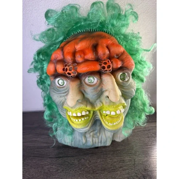 Vintage Fun World Mask #9223 Two Face Green Eyes Hair. 80s Costumes.