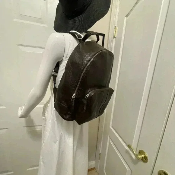 Cole Haan dark brown unisex backpack leather in great conditions