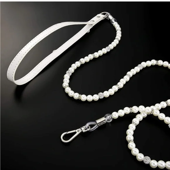 Gorgeous Artificial Pearl Leash with Crystal Rhinestone for Dog or Cat