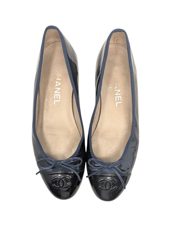 Chanel Ballet Flat Ballerina CC Logo Cap Toe Navy Blue Black Patent 37 | 6.5