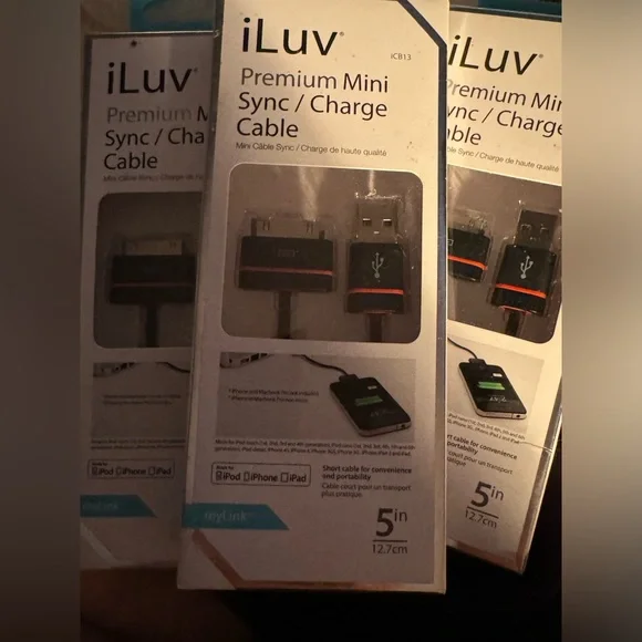 iLuv Premium Mini Sync/ Charge Cable