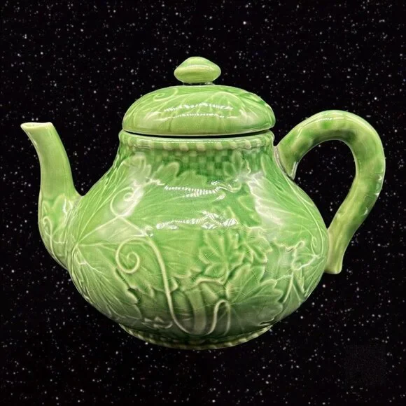 Vintage Pier 1 Imports Handpainted Green Cabbage Teapot Portugal 6”W 9”T‎