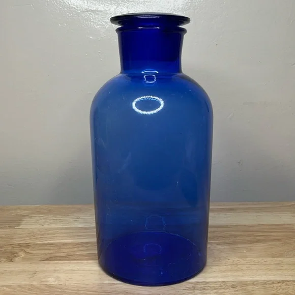 Pier 1 cobalt blue canister with lid, vase
