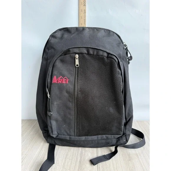 Vintage REI Black Ripstop Backpack Hiking Travel Daypack Gorpcore Utility Bag