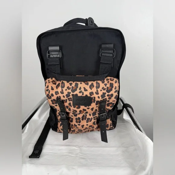 HIMAWARI Stylish Black and Brown Leopard Backpack
