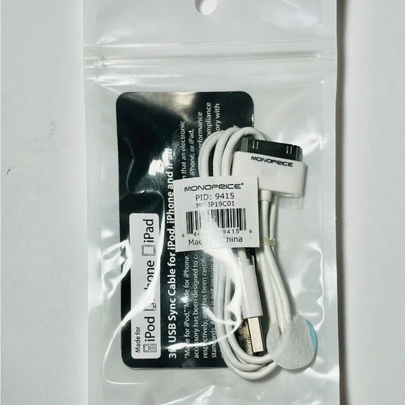 MonoPrice USB Cable 3FT MFI for Older Gen IPod/ iPhone and iPad