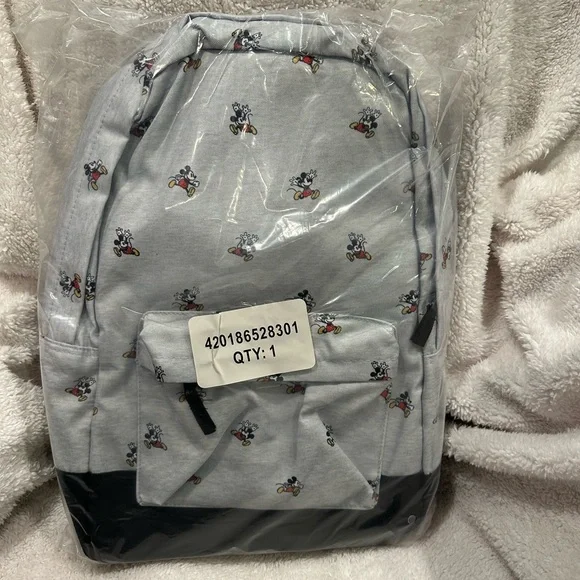 NWT Mickey Mouse backpack
