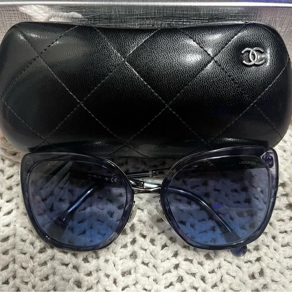CHANEL Black Frame Blue Lens Oversized Sunglasses