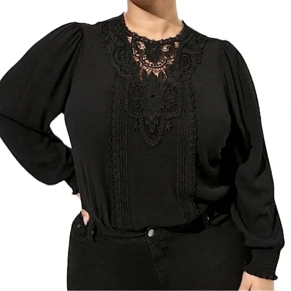 TORRID Black Crinkle Gauze Crochet‎ Blouse NWT