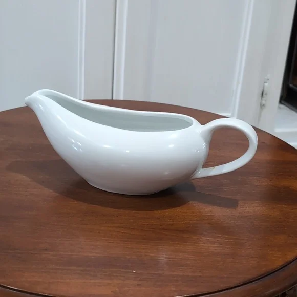 Pier 1 Imports White Porcelain Gravy Boat