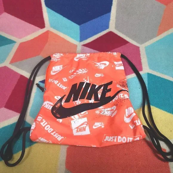 NikeHERITAGE GYMSACK GFX‎ 2