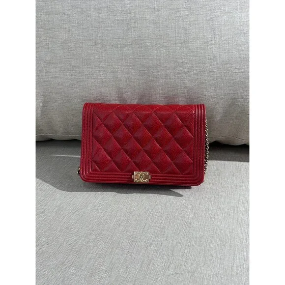CHANEL Red Caviar Boy WOC GHW