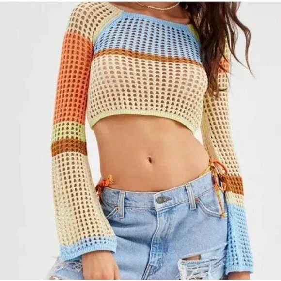 Urban Outfitters crop top Size XS