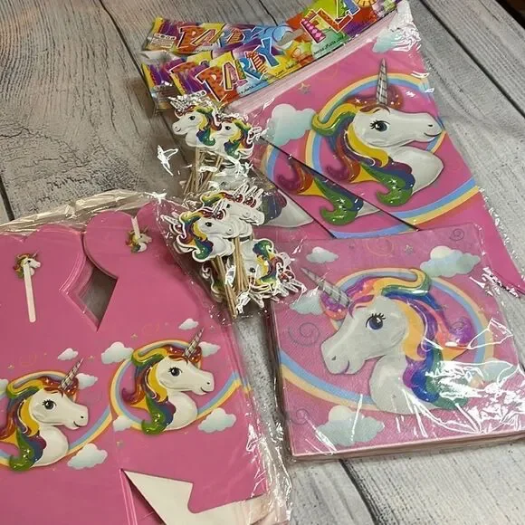 NWT Unicorn party kit