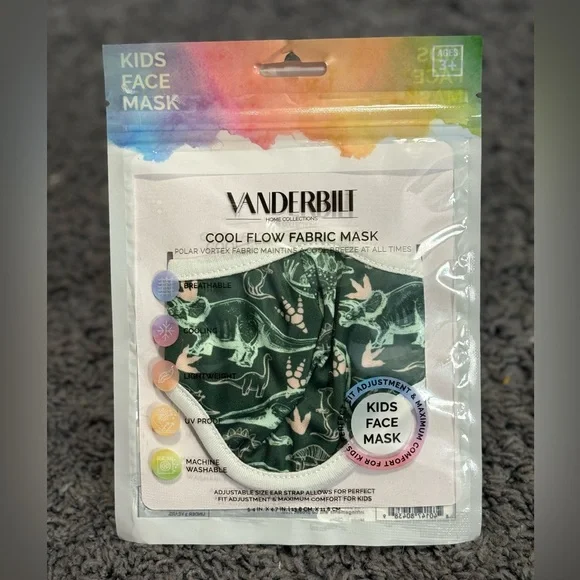 NWT Vanderbilt Kids Face Mask - green dinosaur design - cool flow fabric