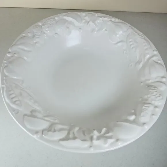 POTTERY BARN 13.5in Pasta Serving Bowl - Made in‎ Italy - Embossed