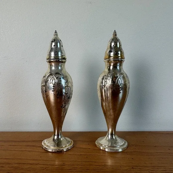 Stanhome Vintage Chrome Finish Metal Salt Pepper Shakers Embossed Ornate USA‎