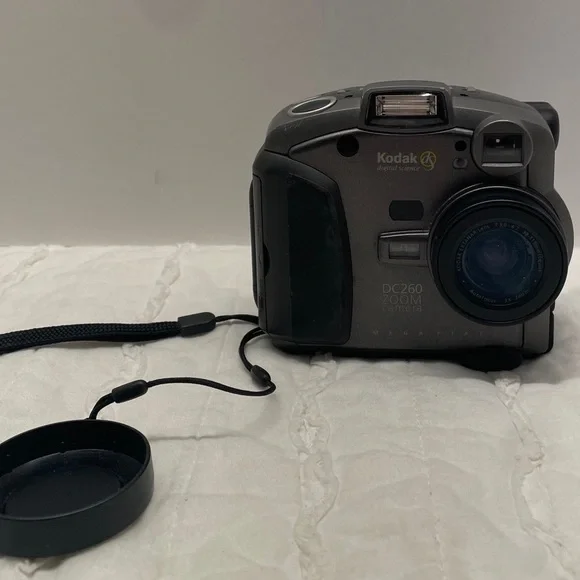 Kodak Digital‎ Science DC260 Zoom Digital Camera TESTED WORKING