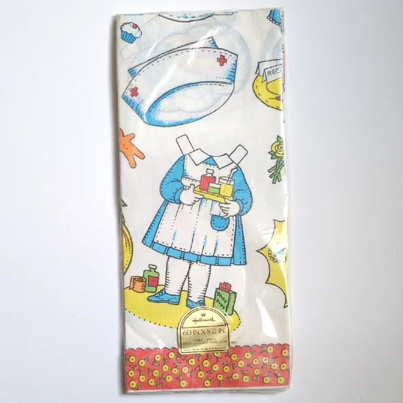 Vintage 70s Hallmark Paper Doll Birthday Party‎ Tablecloth Joan Walsh Angulnd