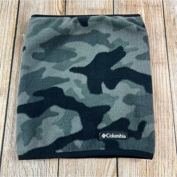Columbia Frosty Trail Neck Gaiter Cover Ski Snowboard Kids Size Youth L/XL Camo