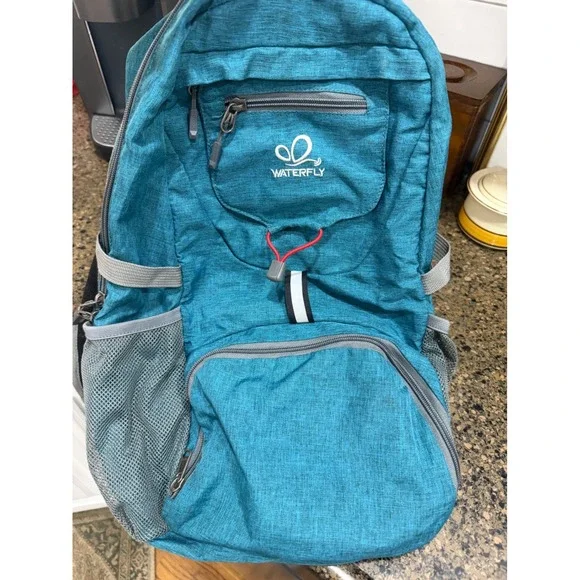 Waterfly Teal Blue Foldable‎ Lightweight Hiking Backpack Daypack Travel Bag