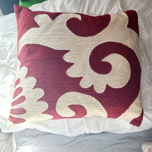 POTTERY BARN Brick Red Cream Swirl FLORAL Pillow + Cover 19