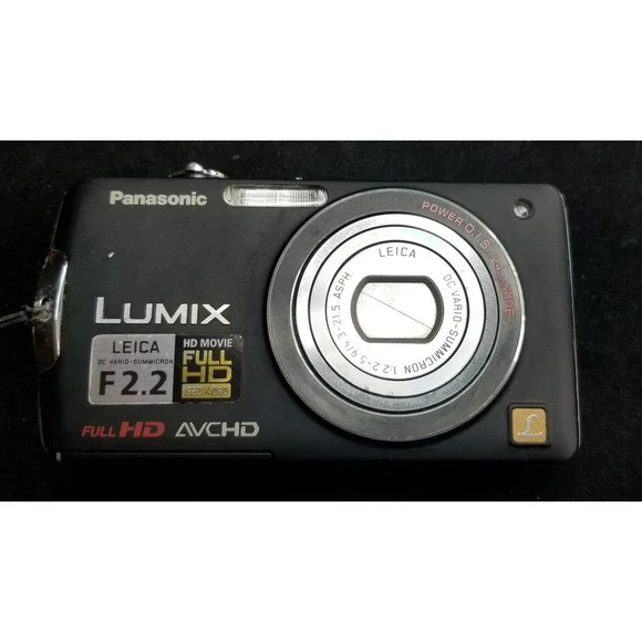 Panasonic Lumix DMC-FX700 Digital Camera 14.1 MP 5x Optical Zoom‎ HD Movie