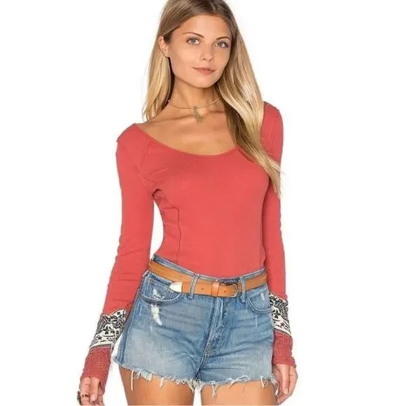 We the Free | Free People faded red thermal bandana cuff long sleeve shirt S